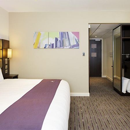 Premier Inn Glasgow Милнгави Экстерьер фото