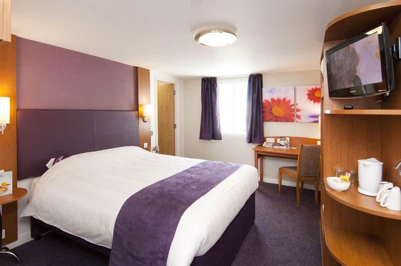 Premier Inn Glasgow Милнгави Экстерьер фото